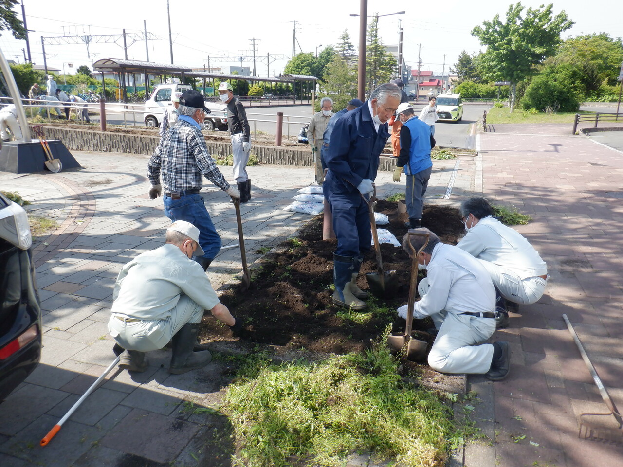 【添付1】幌別花壇・準備作業①